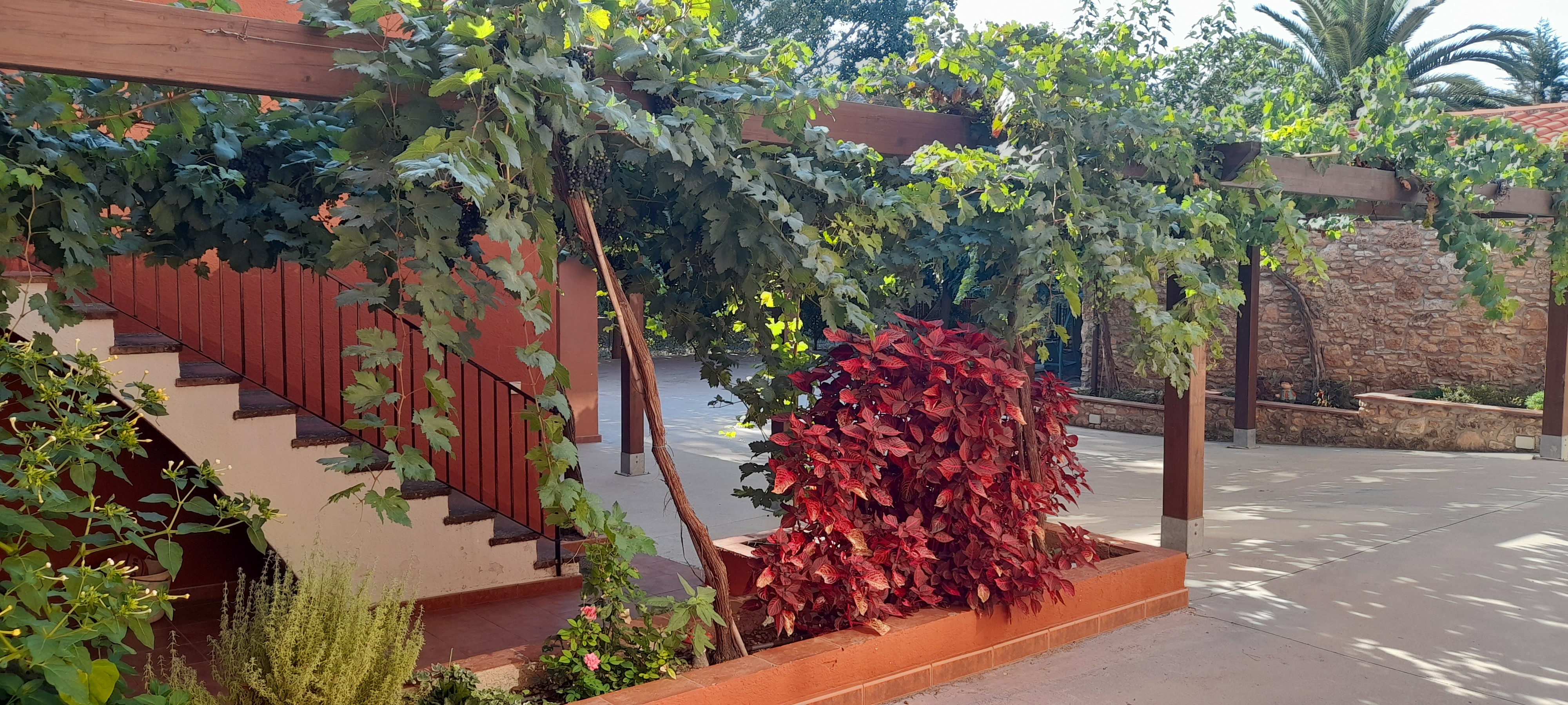 Salón con chimenea